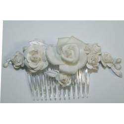 Haarkam met off-white bloemen
