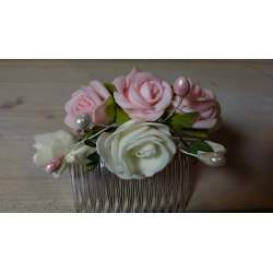 Kam met bloemen