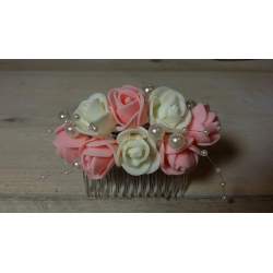 Kam met bloemen