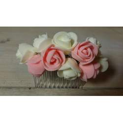 Kam met bloemen