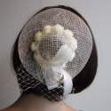 Haaraccessoire hoedje ivoorkleur roosjes