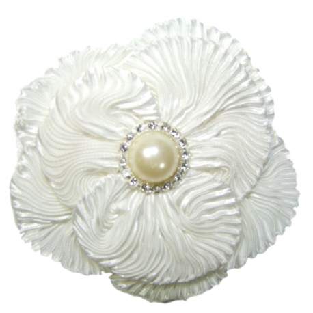 Ivoor kleurige corsage met parel en strass