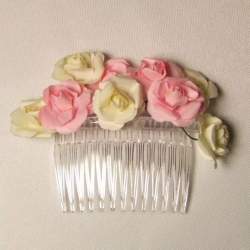 Haarkam met ivoor en roze roosjes